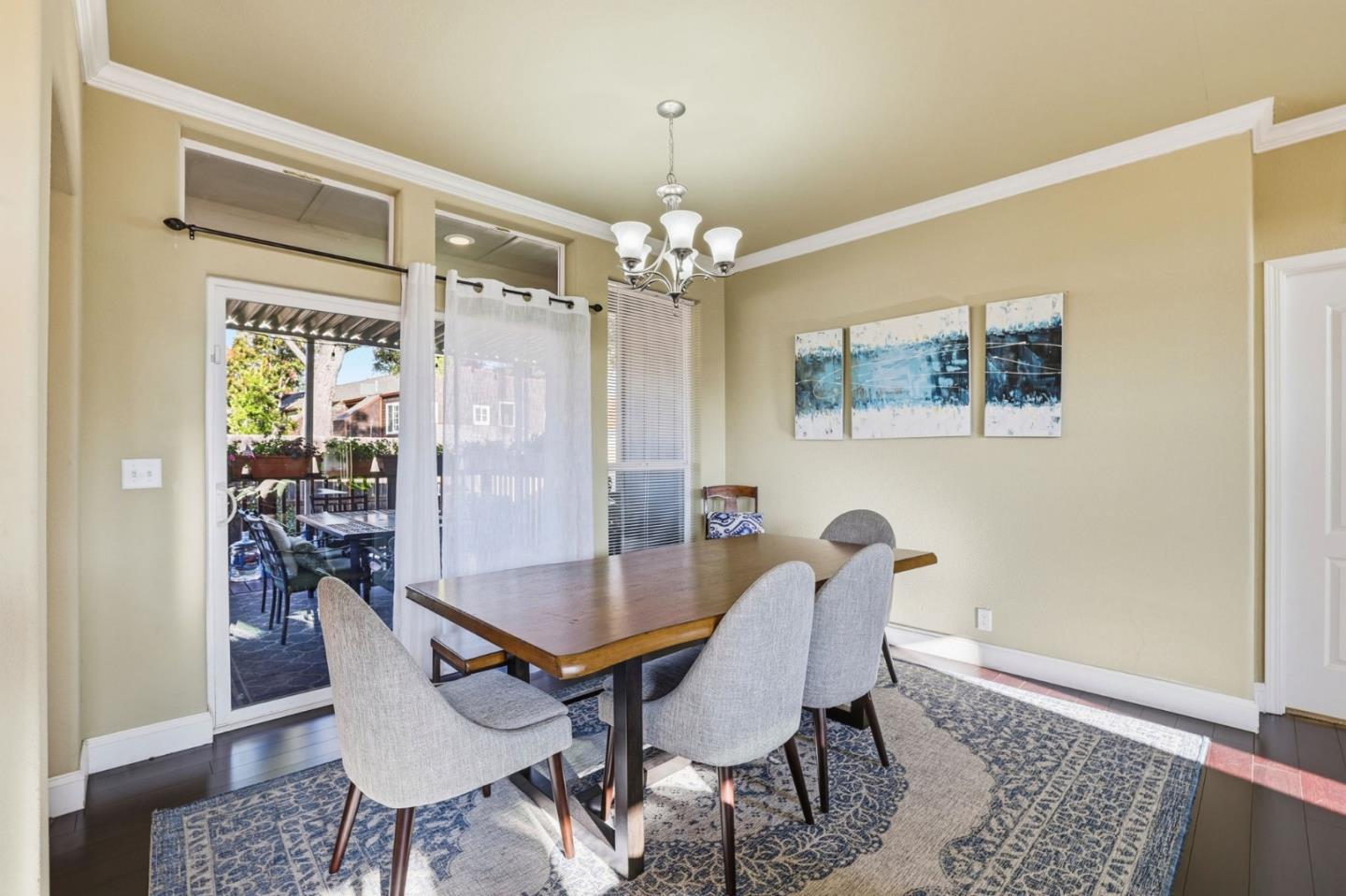 Detail Gallery Image 15 of 46 For 125 N Mary Ave #17,  Sunnyvale,  CA 94086 - 3 Beds | 2 Baths