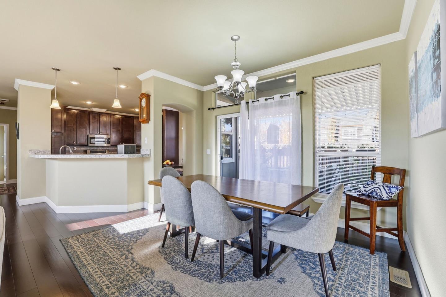 Detail Gallery Image 16 of 46 For 125 N Mary Ave #17,  Sunnyvale,  CA 94086 - 3 Beds | 2 Baths