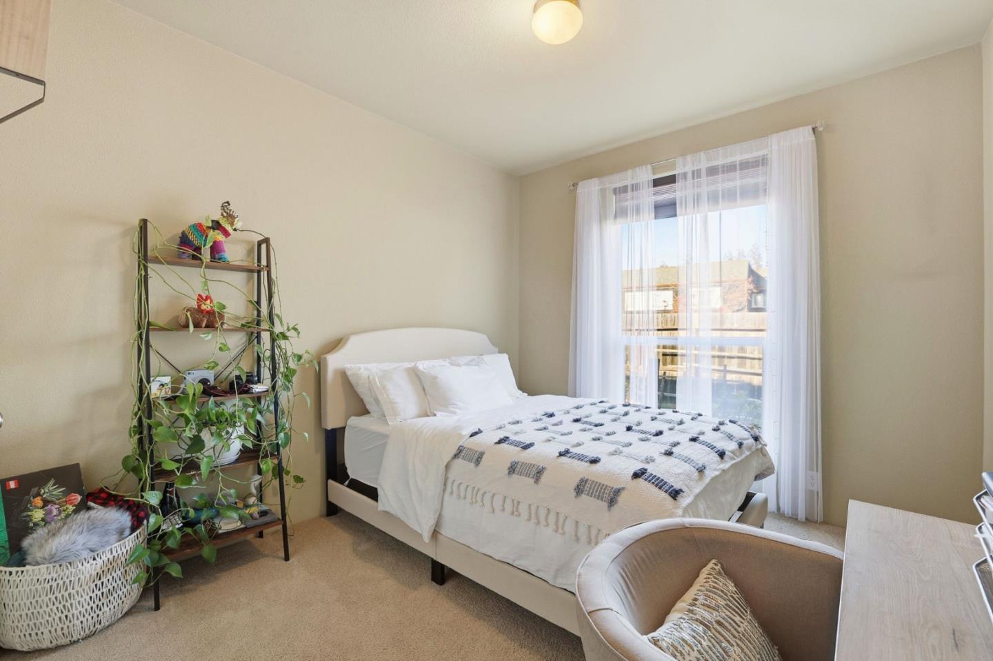 Detail Gallery Image 18 of 46 For 125 N Mary Ave #17,  Sunnyvale,  CA 94086 - 3 Beds | 2 Baths