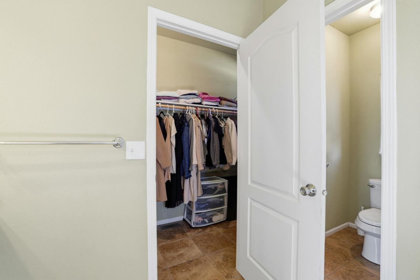 Detail Gallery Image 28 of 46 For 125 N Mary Ave #17,  Sunnyvale,  CA 94086 - 3 Beds | 2 Baths