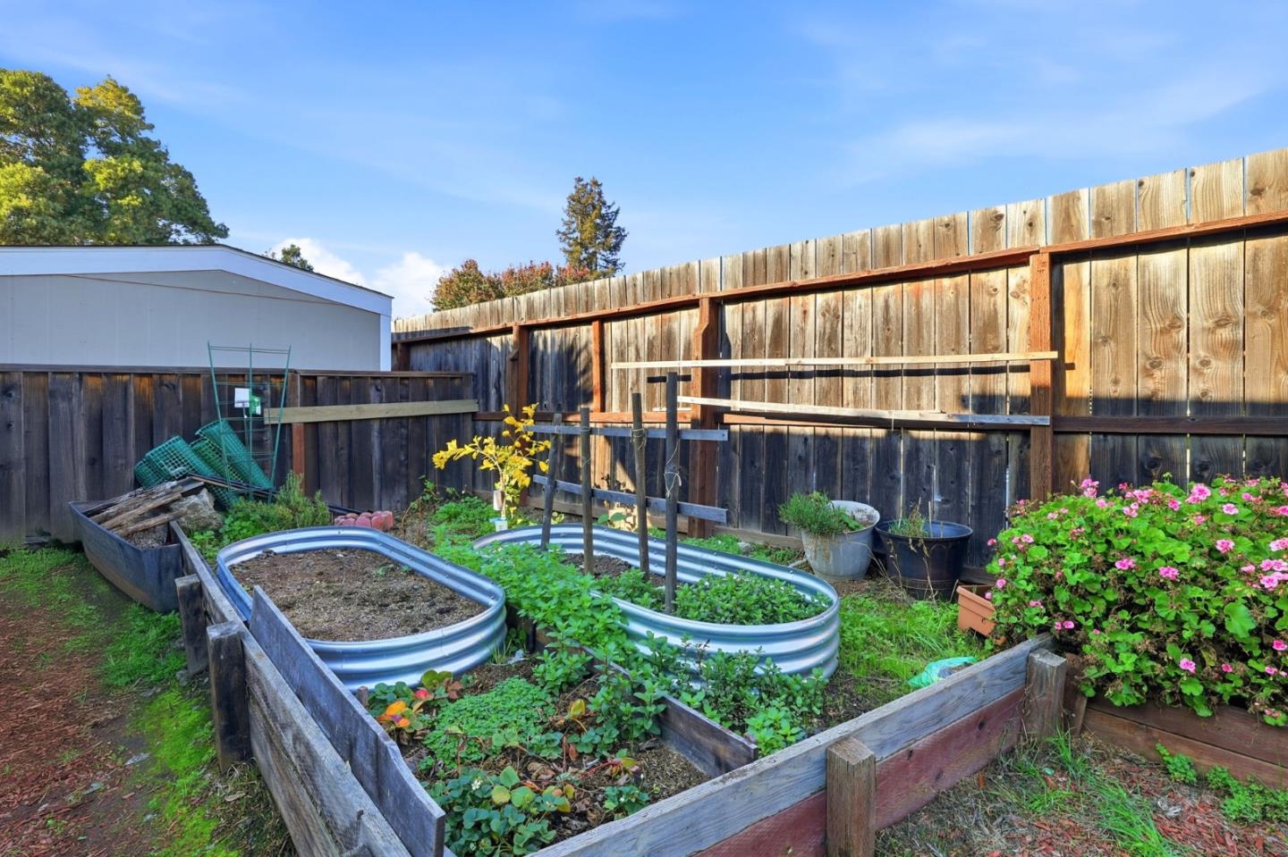 Detail Gallery Image 43 of 46 For 125 N Mary Ave #17,  Sunnyvale,  CA 94086 - 3 Beds | 2 Baths