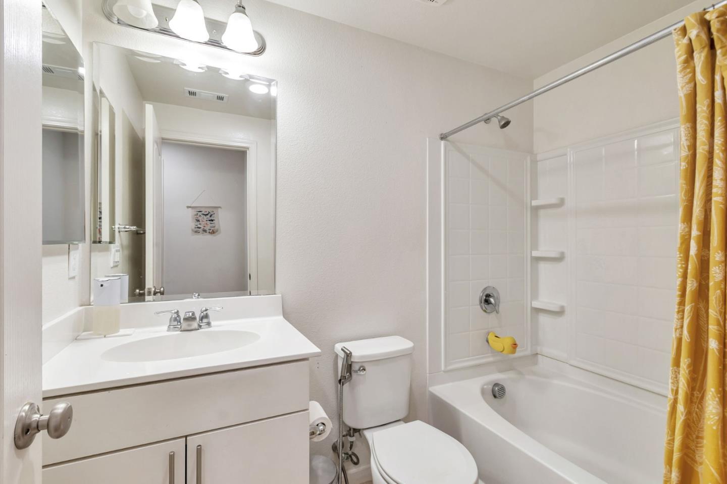 Detail Gallery Image 28 of 41 For 223 William Manly St #1,  San Jose,  CA 95136 - 3 Beds | 3 Baths