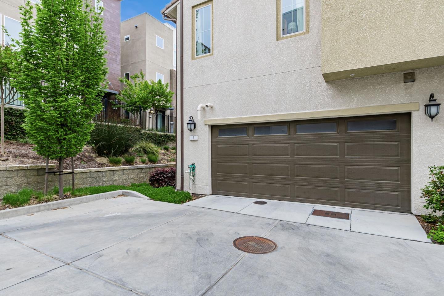 Detail Gallery Image 32 of 41 For 223 William Manly St #1,  San Jose,  CA 95136 - 3 Beds | 3 Baths