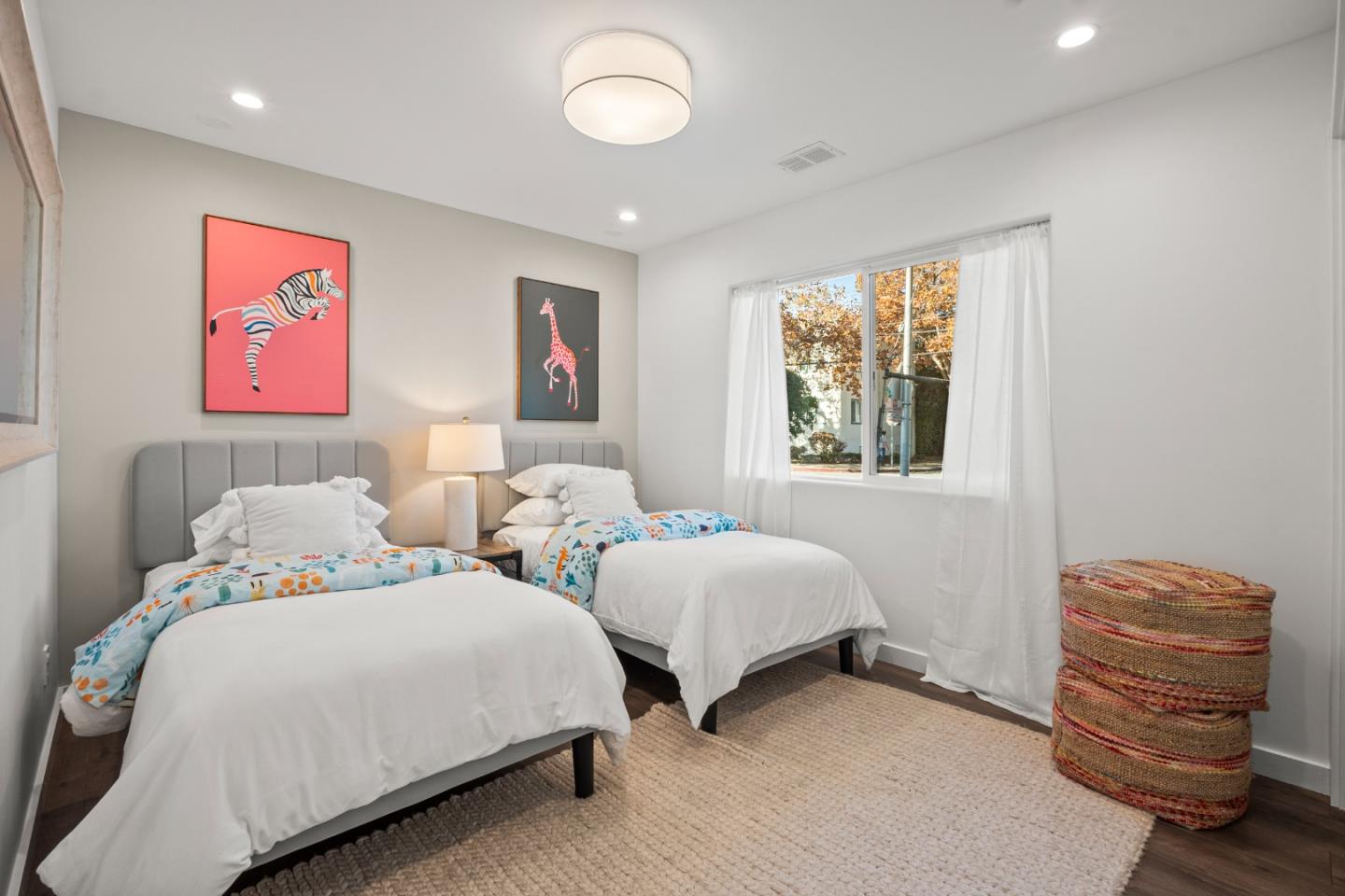 Detail Gallery Image 18 of 32 For 1300 2nd Ave, San Mateo,  CA 94401 - 4 Beds | 3 Baths