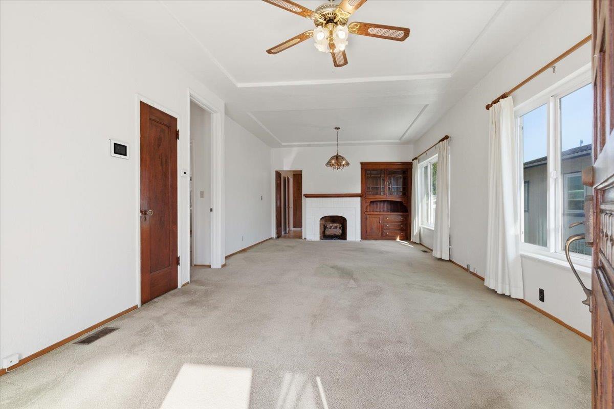 Detail Gallery Image 14 of 29 For 940 37th, Oakland,  CA 94608 - 3 Beds | 2 Baths