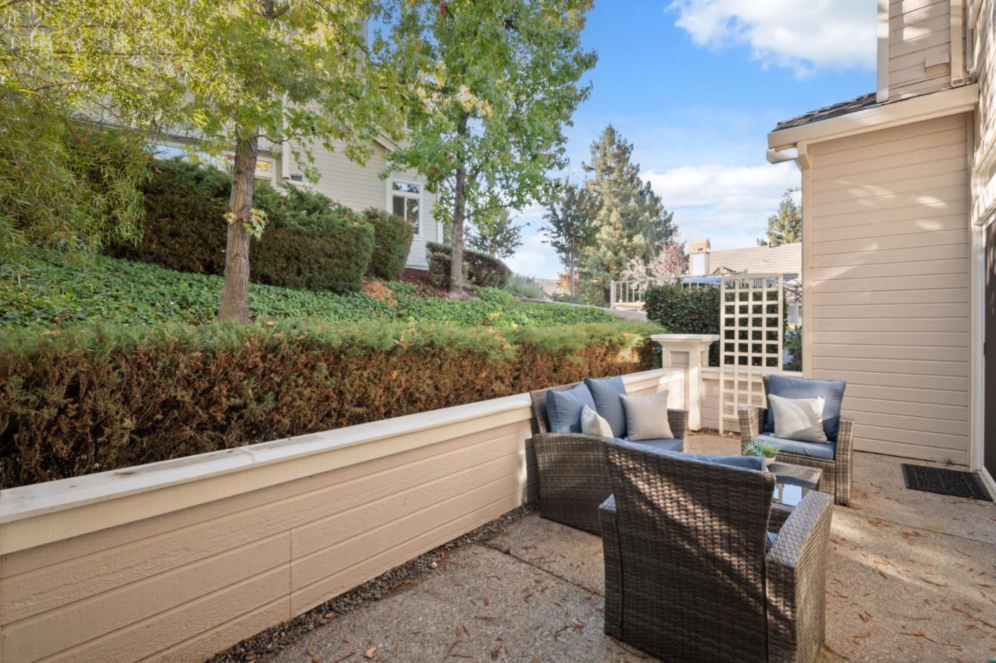 Detail Gallery Image 28 of 48 For 7704 Galloway Dr, San Jose,  CA 95135 - 2 Beds | 2 Baths