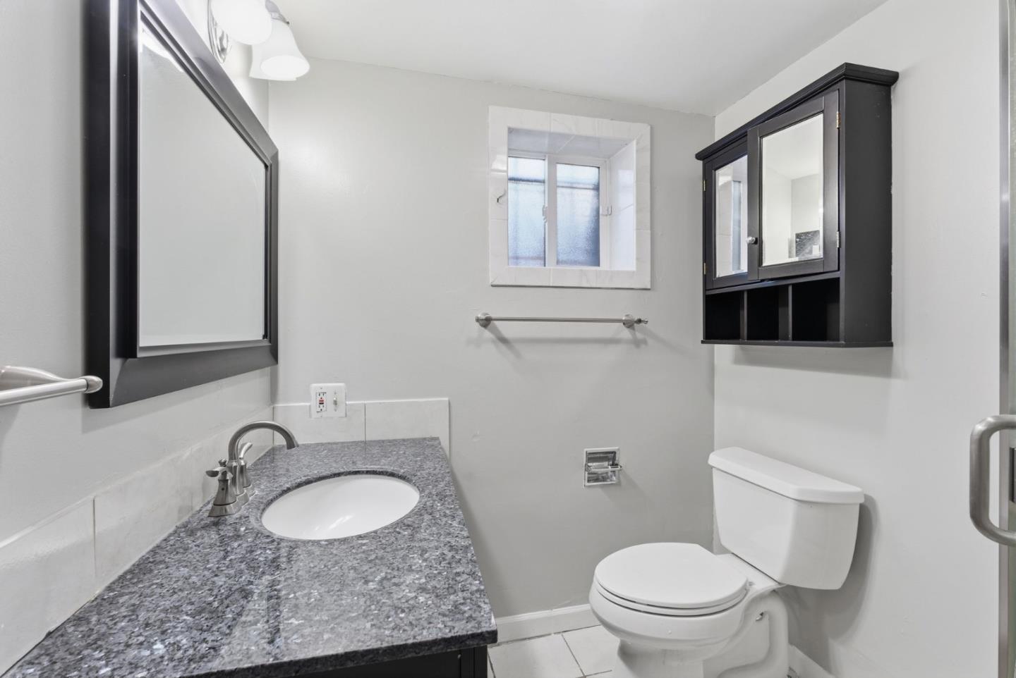 Detail Gallery Image 29 of 47 For 2801 Bartlett St, Oakland,  CA 94602 - 3 Beds | 1 Baths