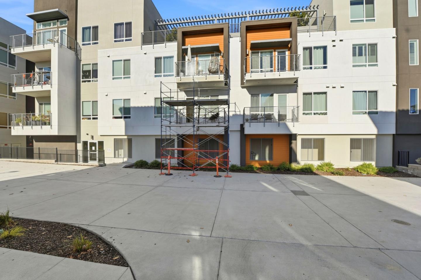 Detail Gallery Image 2 of 80 For 3027 Manuel St #3,  San Jose,  CA 95136 - 2 Beds | 2 Baths