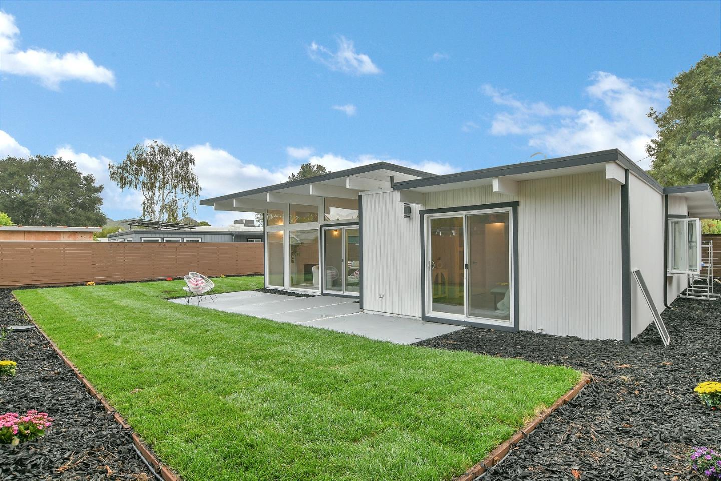 Detail Gallery Image 23 of 44 For 642 Appleberry Dr, San Rafael,  CA 94903 - 4 Beds | 2 Baths