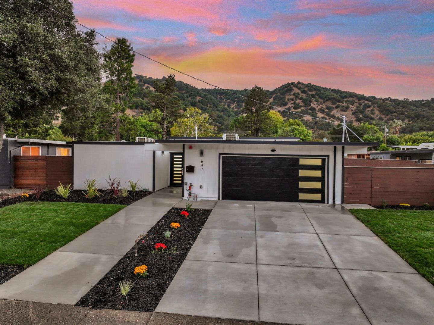 Detail Gallery Image 36 of 44 For 642 Appleberry Dr, San Rafael,  CA 94903 - 4 Beds | 2 Baths