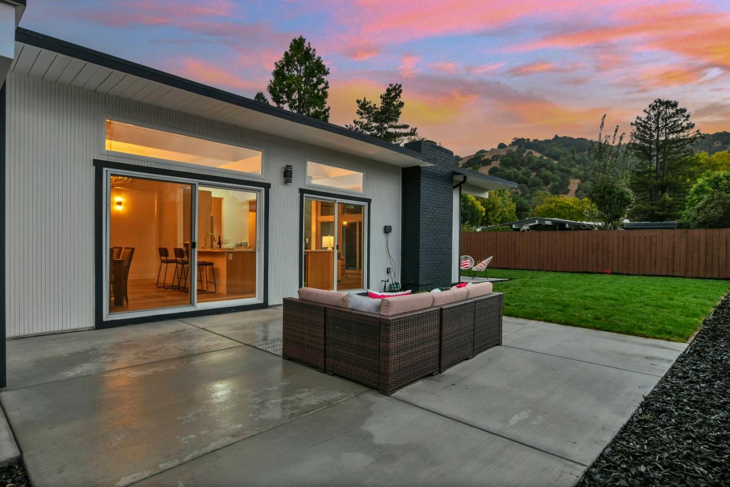 Detail Gallery Image 43 of 44 For 642 Appleberry Dr, San Rafael,  CA 94903 - 4 Beds | 2 Baths