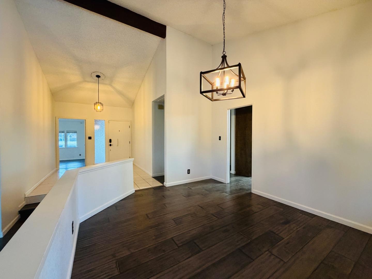 Detail Gallery Image 12 of 22 For 1100 Terra Way, Roseville,  CA 95661 - 4 Beds | 2 Baths