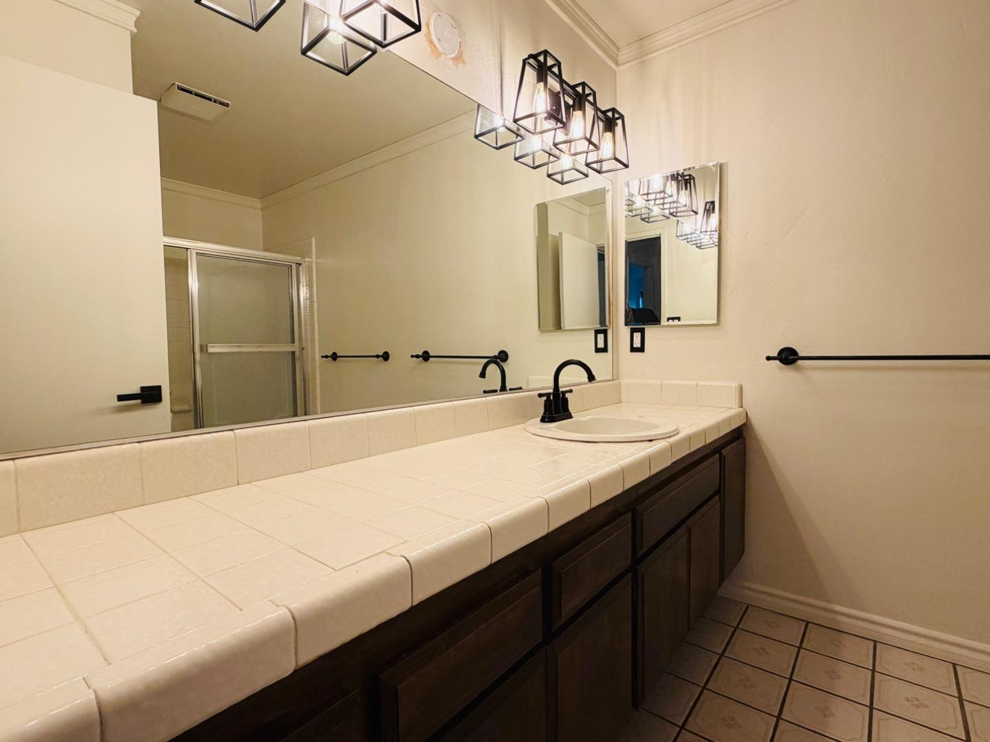 Detail Gallery Image 15 of 22 For 1100 Terra Way, Roseville,  CA 95661 - 4 Beds | 2 Baths