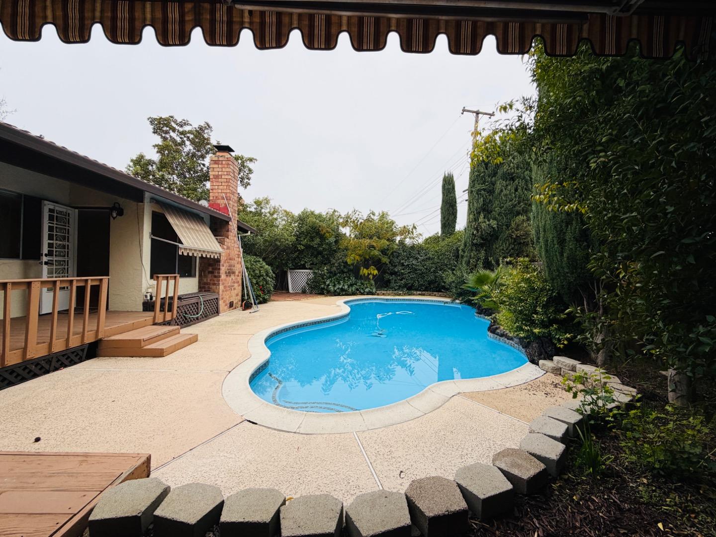 Detail Gallery Image 7 of 22 For 1100 Terra Way, Roseville,  CA 95661 - 4 Beds | 2 Baths