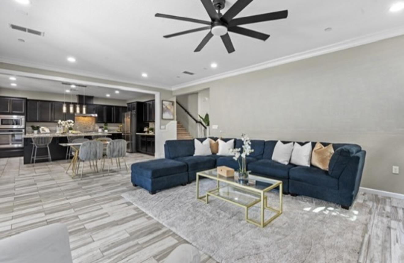 Detail Gallery Image 15 of 39 For 1737 Cranbrook Ct, Lathrop,  CA 95330 - 5 Beds | 4/1 Baths