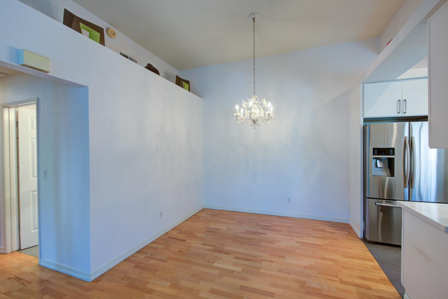 Detail Gallery Image 11 of 16 For 4098 Biscotti Pl, San Jose,  CA 95134 - 2 Beds | 2 Baths