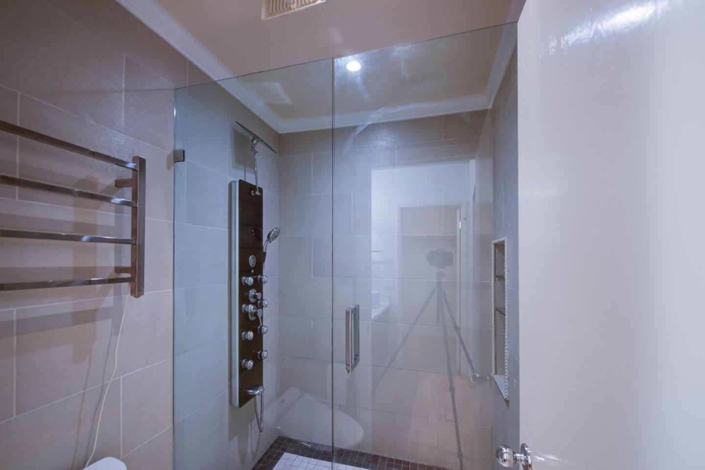 Detail Gallery Image 14 of 16 For 4098 Biscotti Pl, San Jose,  CA 95134 - 2 Beds | 2 Baths