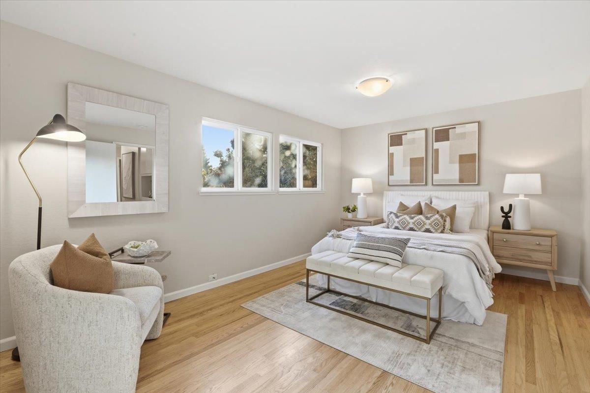 Detail Gallery Image 14 of 34 For 1542 Canna Ct, Mountain View,  CA 94043 - 3 Beds | 2/1 Baths