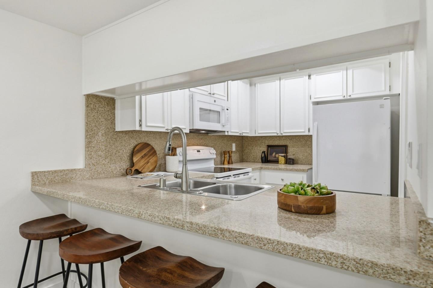 Detail Gallery Image 11 of 44 For 540 Valley Forge Way, Campbell,  CA 95008 - 3 Beds | 2/1 Baths