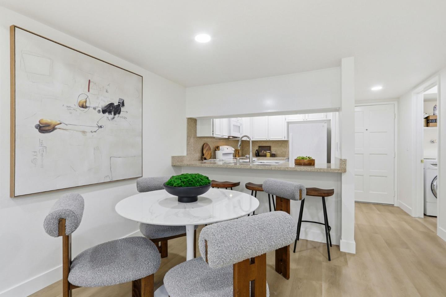 Detail Gallery Image 17 of 44 For 540 Valley Forge Way, Campbell,  CA 95008 - 3 Beds | 2/1 Baths