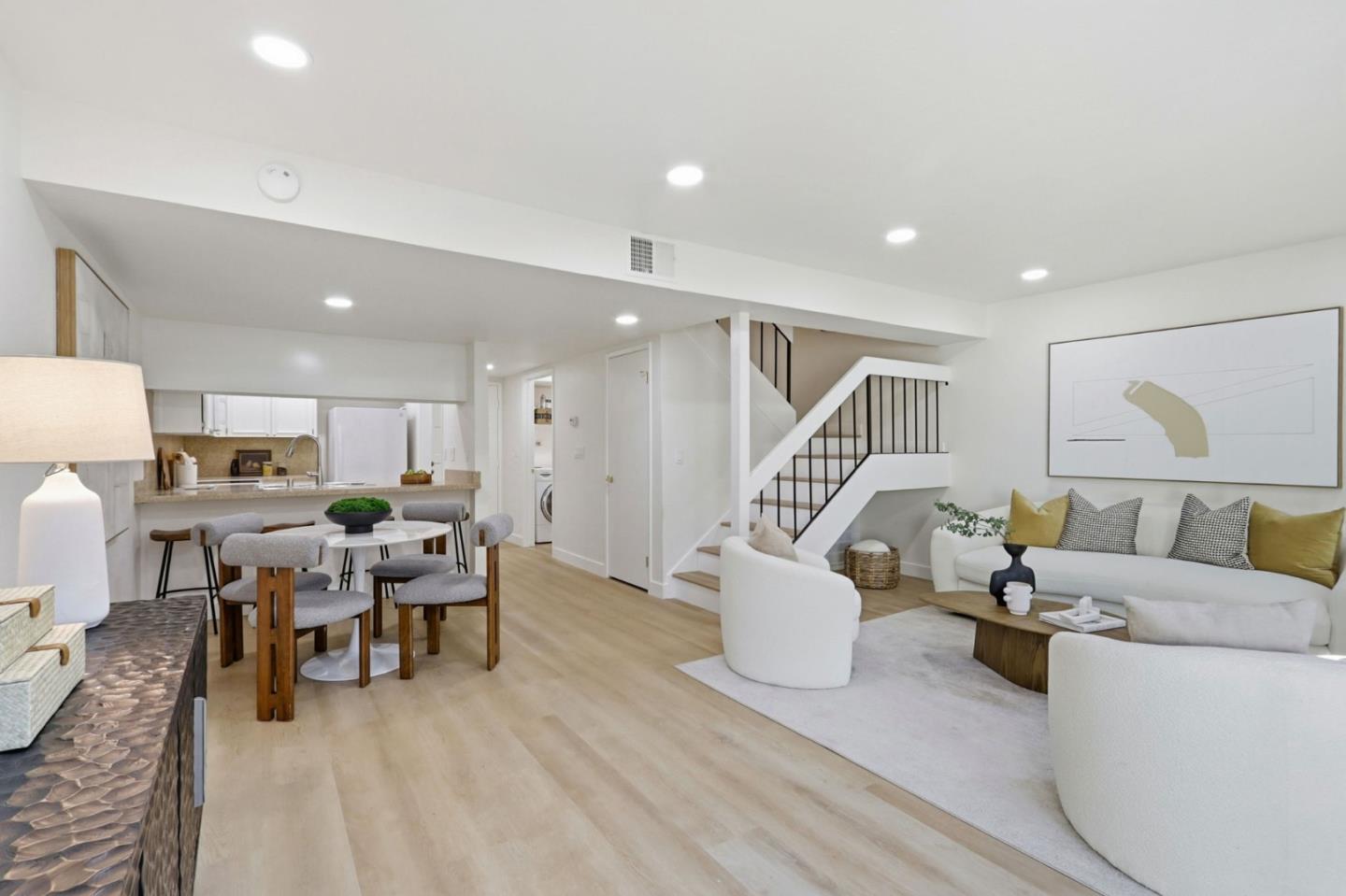 Detail Gallery Image 8 of 44 For 540 Valley Forge Way, Campbell,  CA 95008 - 3 Beds | 2/1 Baths