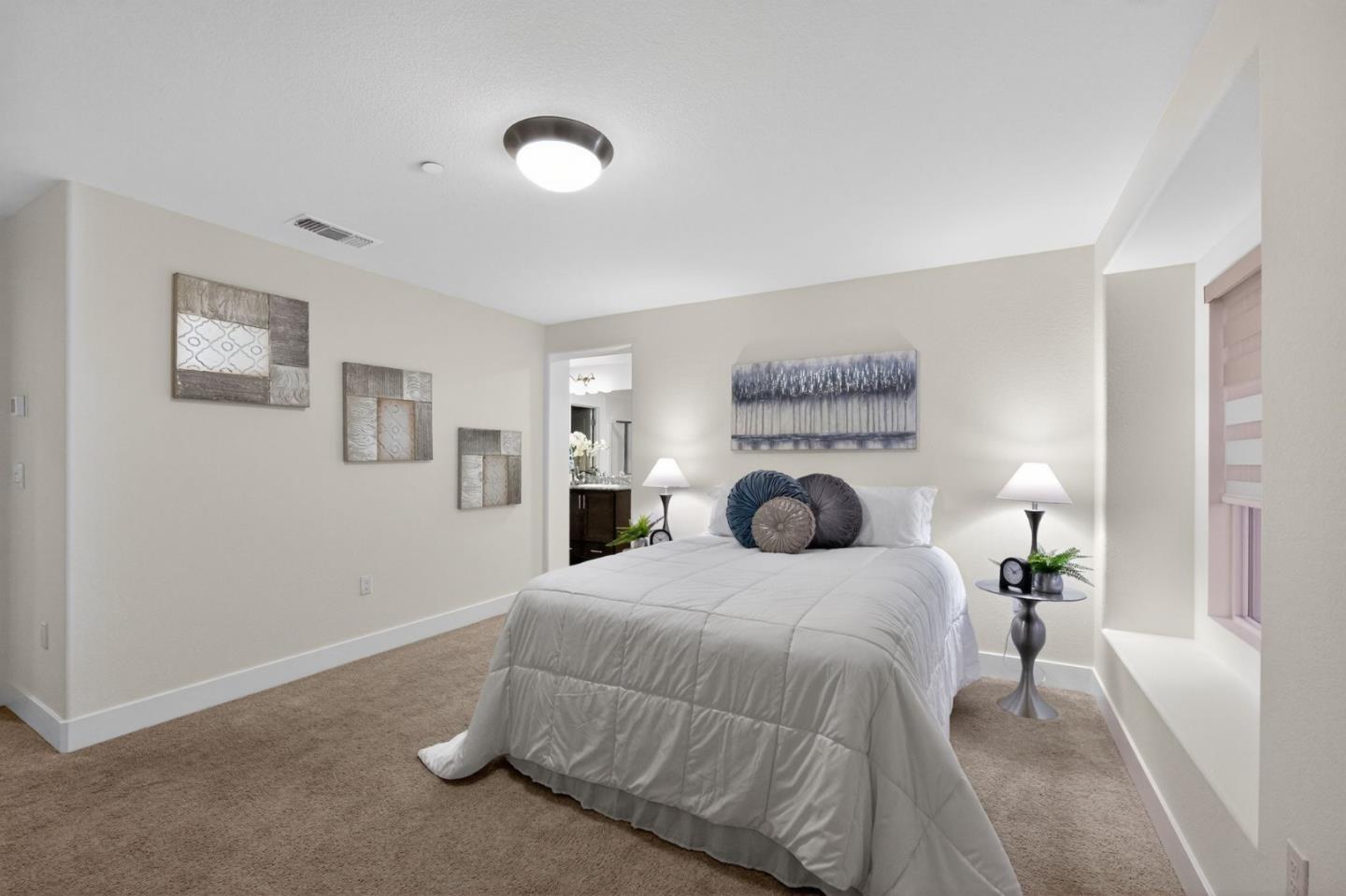 Detail Gallery Image 11 of 28 For 121 Mountaintop Ave, Hayward,  CA 94544 - 3 Beds | 2/1 Baths