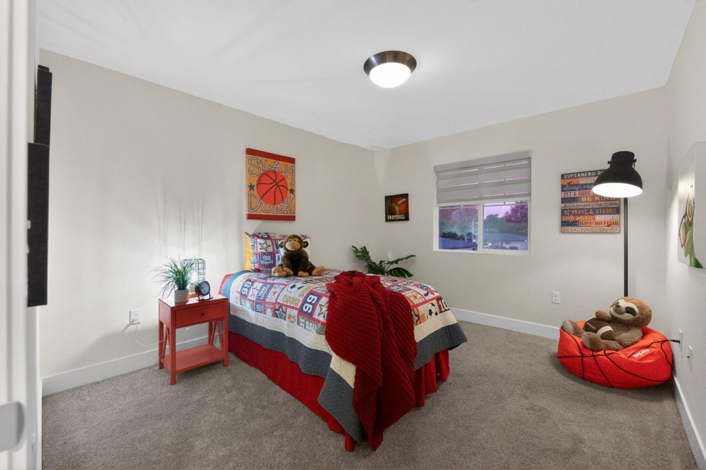 Detail Gallery Image 15 of 28 For 121 Mountaintop Ave, Hayward,  CA 94544 - 3 Beds | 2/1 Baths