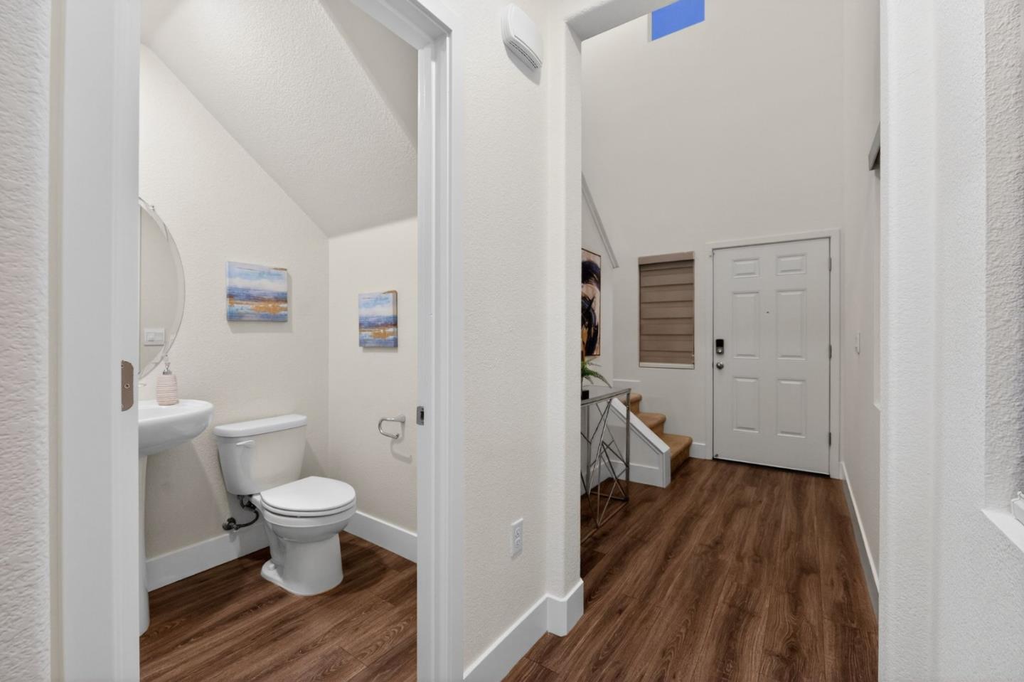 Detail Gallery Image 17 of 28 For 121 Mountaintop Ave, Hayward,  CA 94544 - 3 Beds | 2/1 Baths