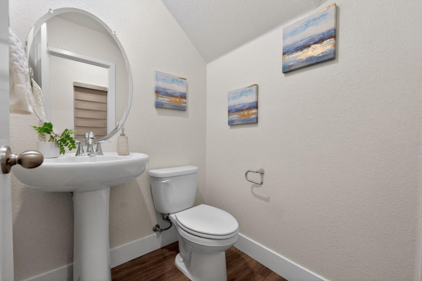 Detail Gallery Image 19 of 28 For 121 Mountaintop Ave, Hayward,  CA 94544 - 3 Beds | 2/1 Baths