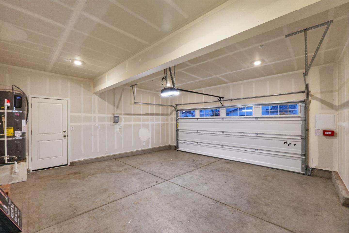 Detail Gallery Image 27 of 28 For 121 Mountaintop Ave, Hayward,  CA 94544 - 3 Beds | 2/1 Baths