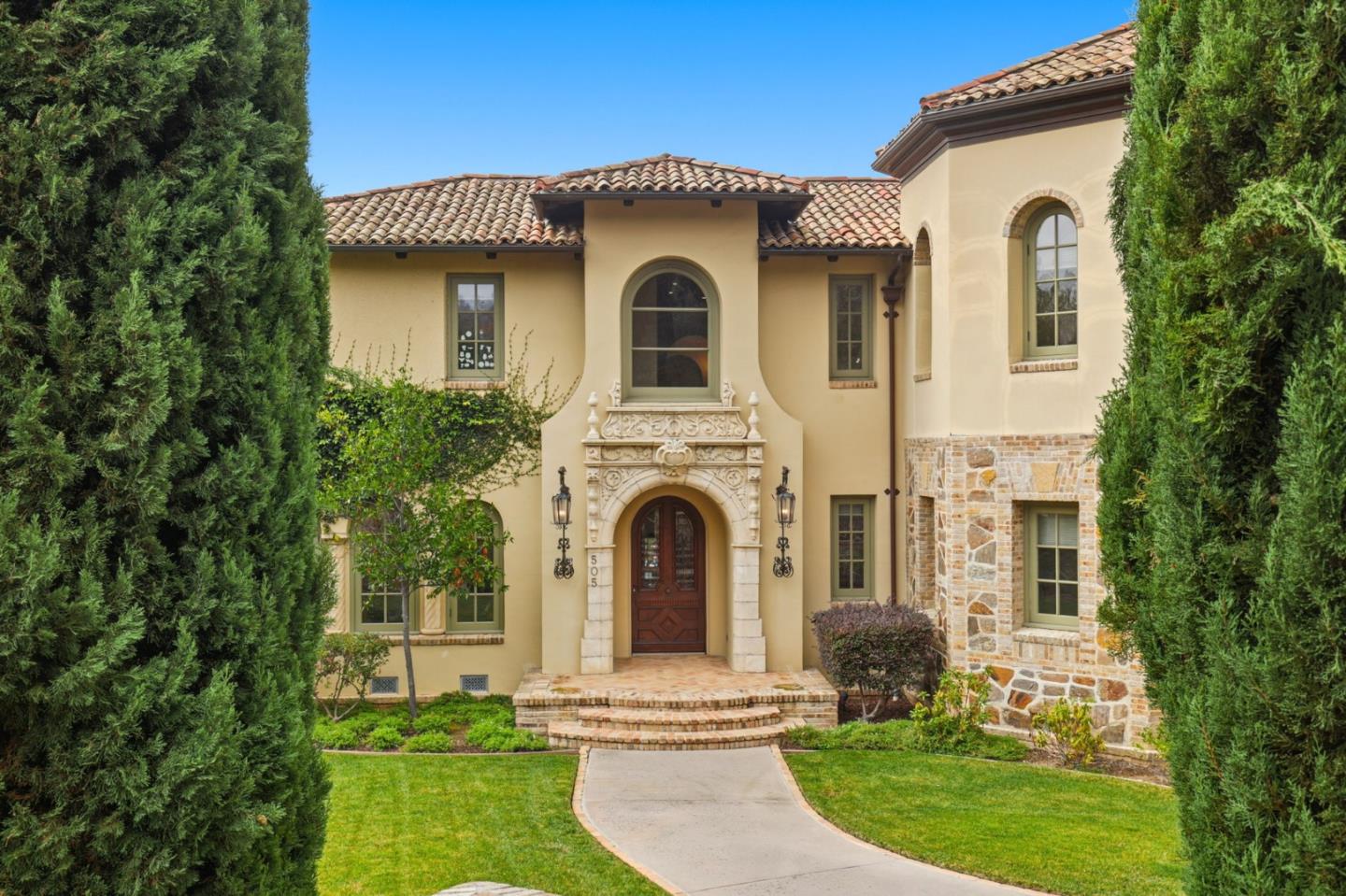 Detail Gallery Image 2 of 62 For 505 Gordon Ave, San Jose,  CA 95127 - 5 Beds | 5/1 Baths