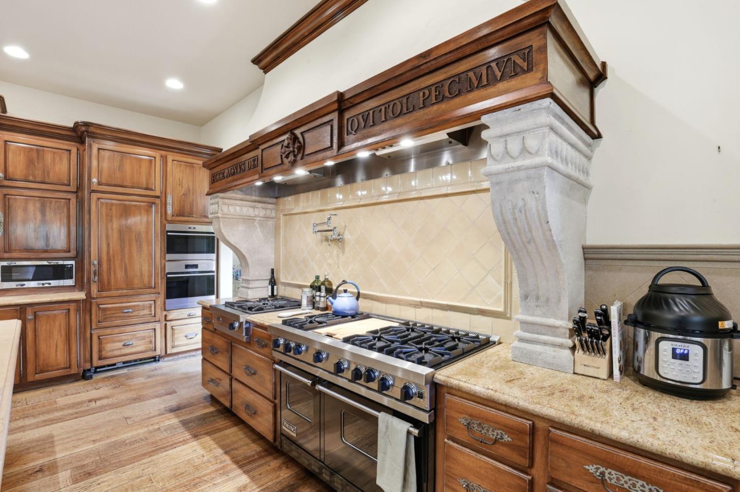 Detail Gallery Image 21 of 62 For 505 Gordon Ave, San Jose,  CA 95127 - 5 Beds | 5/1 Baths