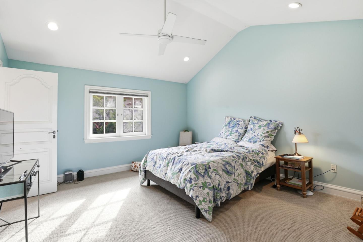 Detail Gallery Image 24 of 62 For 505 Gordon Ave, San Jose,  CA 95127 - 5 Beds | 5/1 Baths