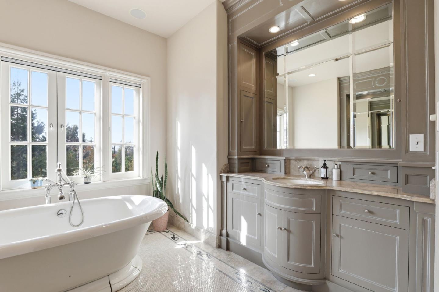 Detail Gallery Image 29 of 62 For 505 Gordon Ave, San Jose,  CA 95127 - 5 Beds | 5/1 Baths