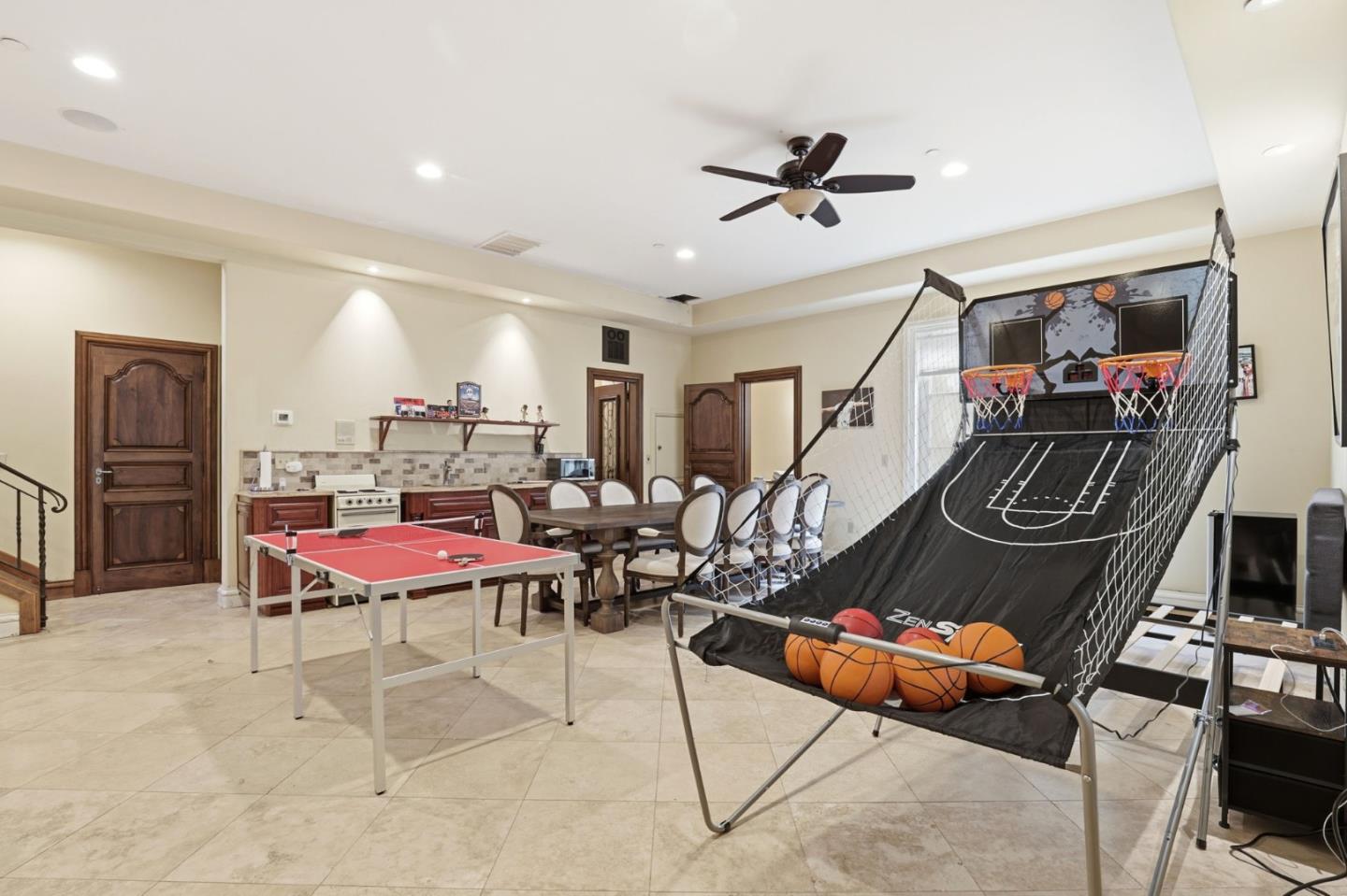 Detail Gallery Image 41 of 62 For 505 Gordon Ave, San Jose,  CA 95127 - 5 Beds | 5/1 Baths