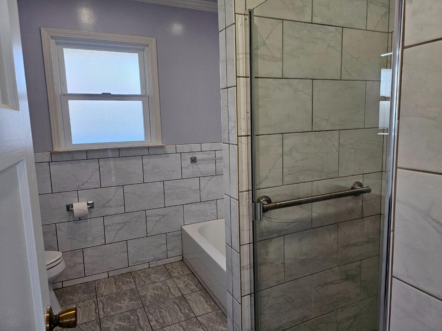 Detail Gallery Image 14 of 21 For 200 Carmelo Ln, South San Francisco,  CA 94080 - 2 Beds | 1 Baths