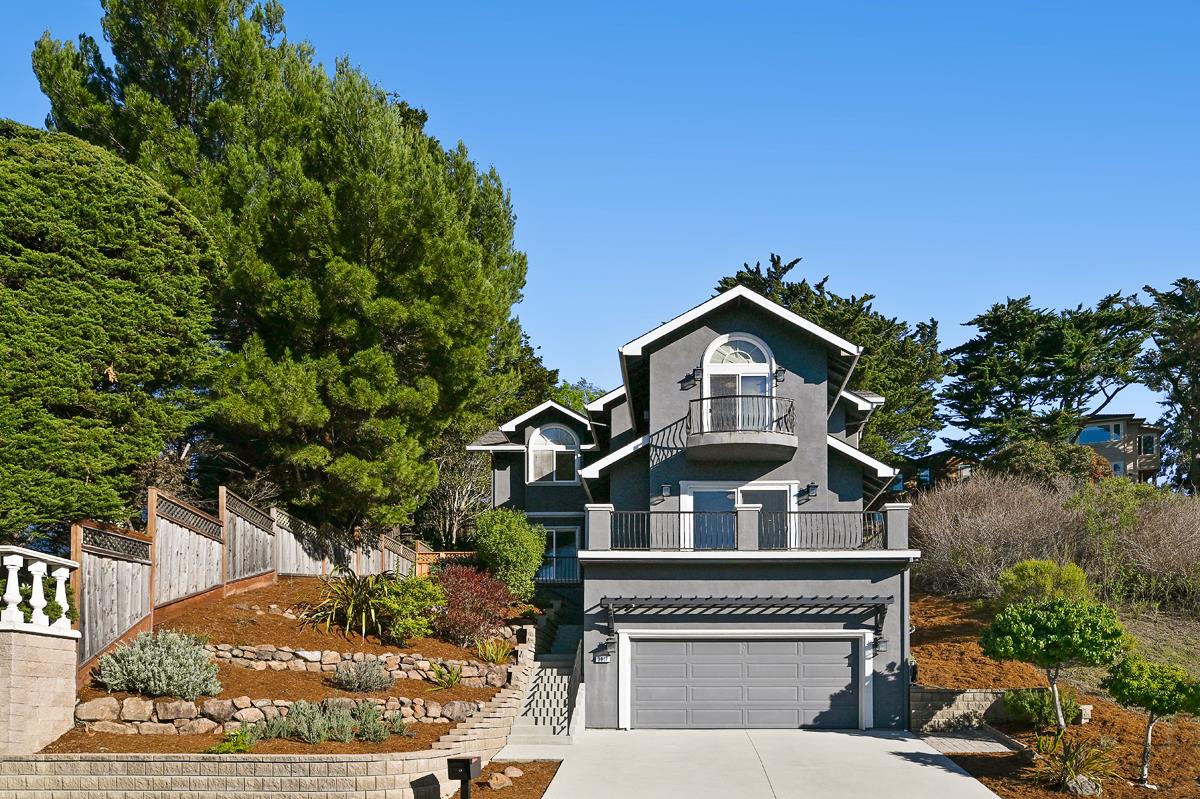 Front Image Thumbnail for ML82029261