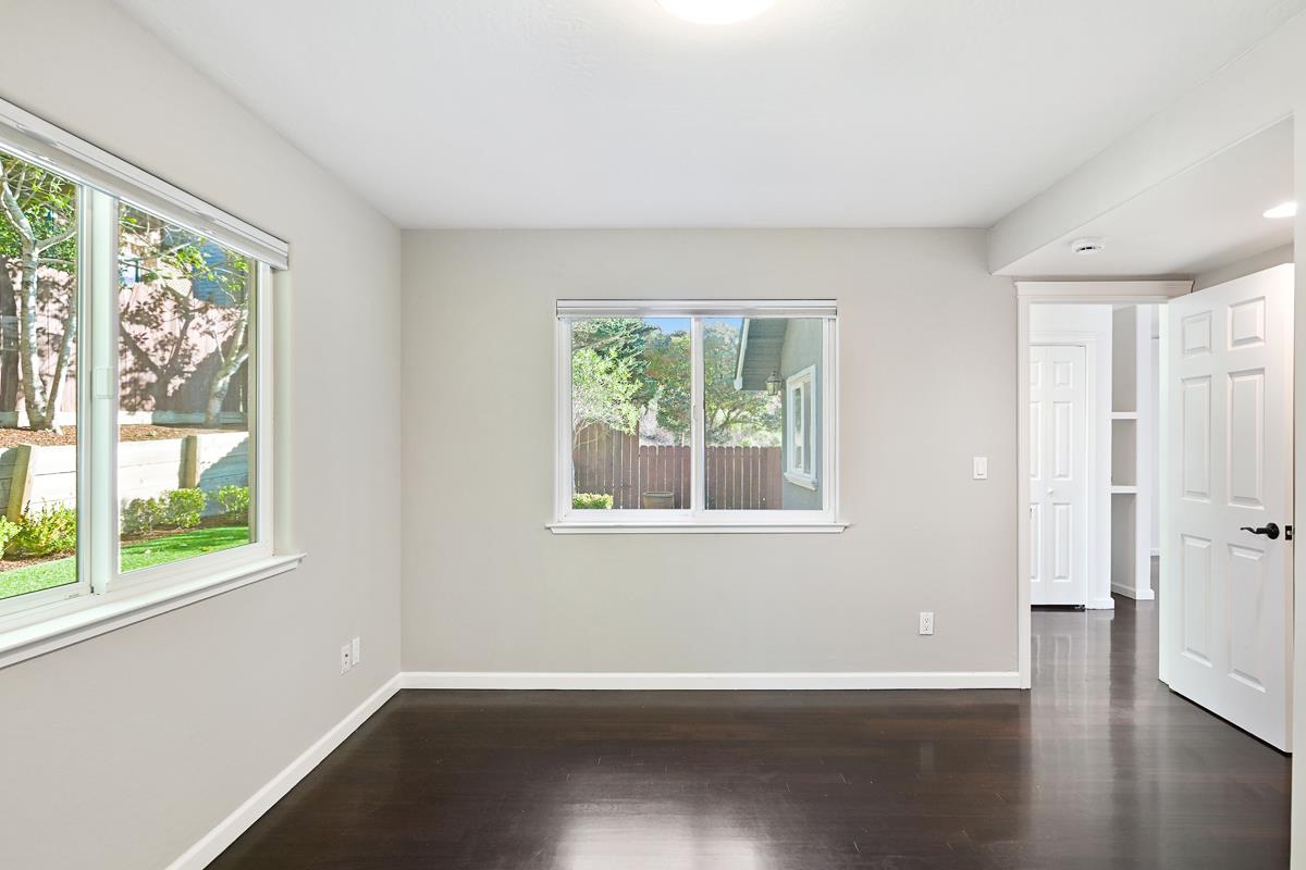 Detail Gallery Image 10 of 17 For 3817 Naughton Ave, Belmont,  CA 94002 - 4 Beds | 3/1 Baths