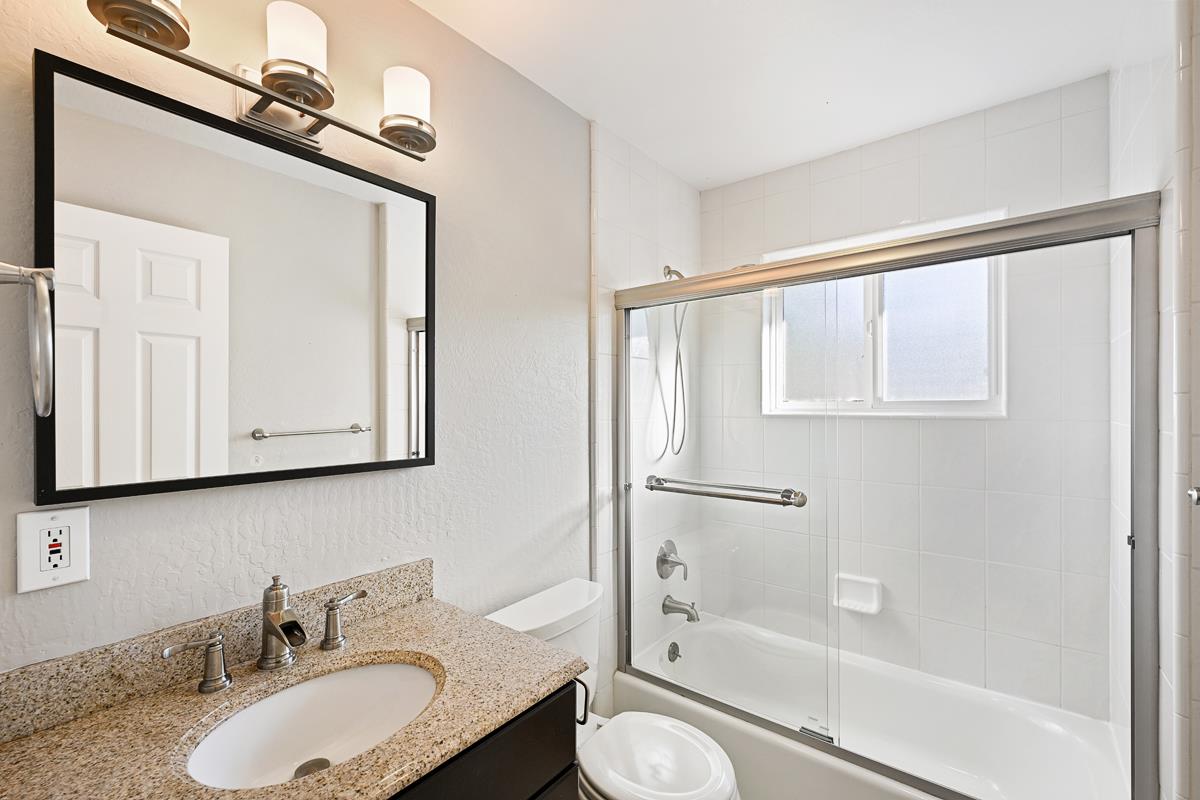 Detail Gallery Image 12 of 17 For 3817 Naughton Ave, Belmont,  CA 94002 - 4 Beds | 3/1 Baths