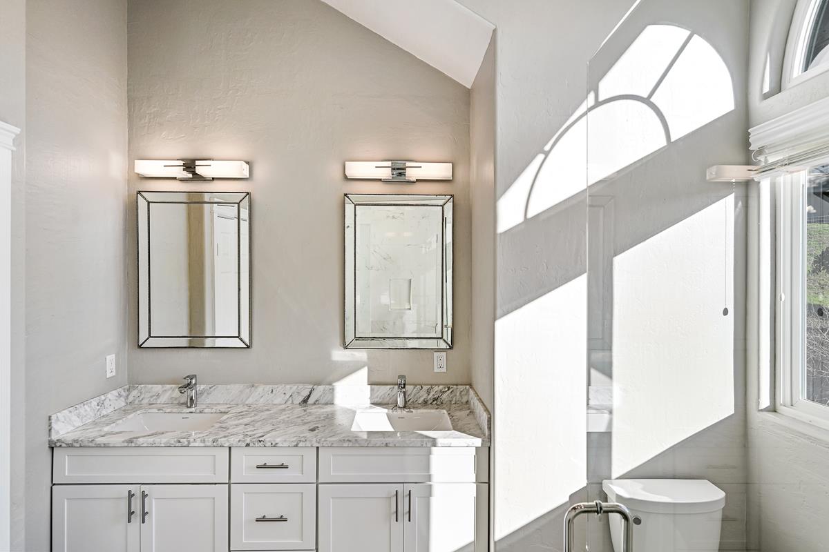 Detail Gallery Image 9 of 17 For 3817 Naughton Ave, Belmont,  CA 94002 - 4 Beds | 3/1 Baths