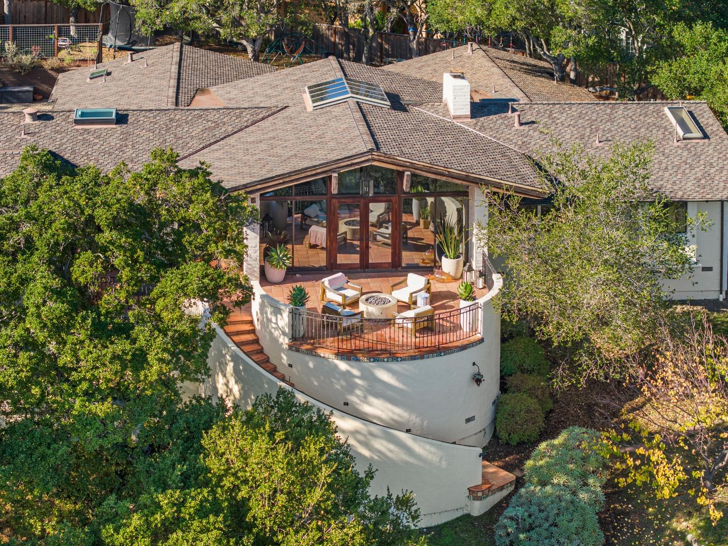 Detail Gallery Image 31 of 33 For 707 Vista Dr, Redwood City,  CA 94062 - 3 Beds | 3 Baths