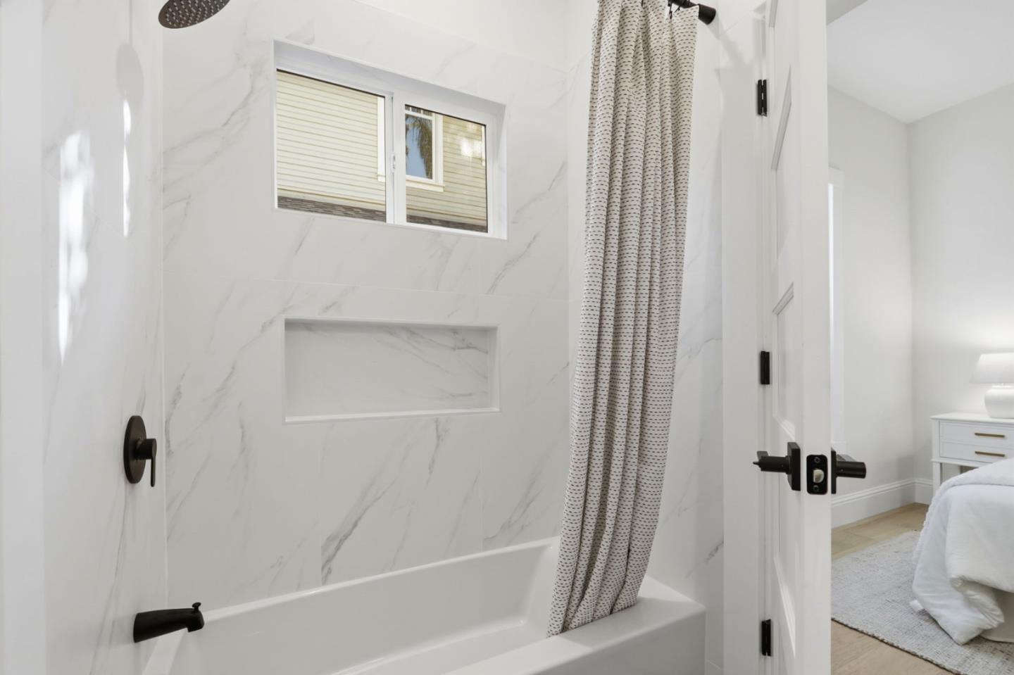 Detail Gallery Image 37 of 52 For 401 S 13th St, San Jose,  CA 95112 - 4 Beds | 2/1 Baths