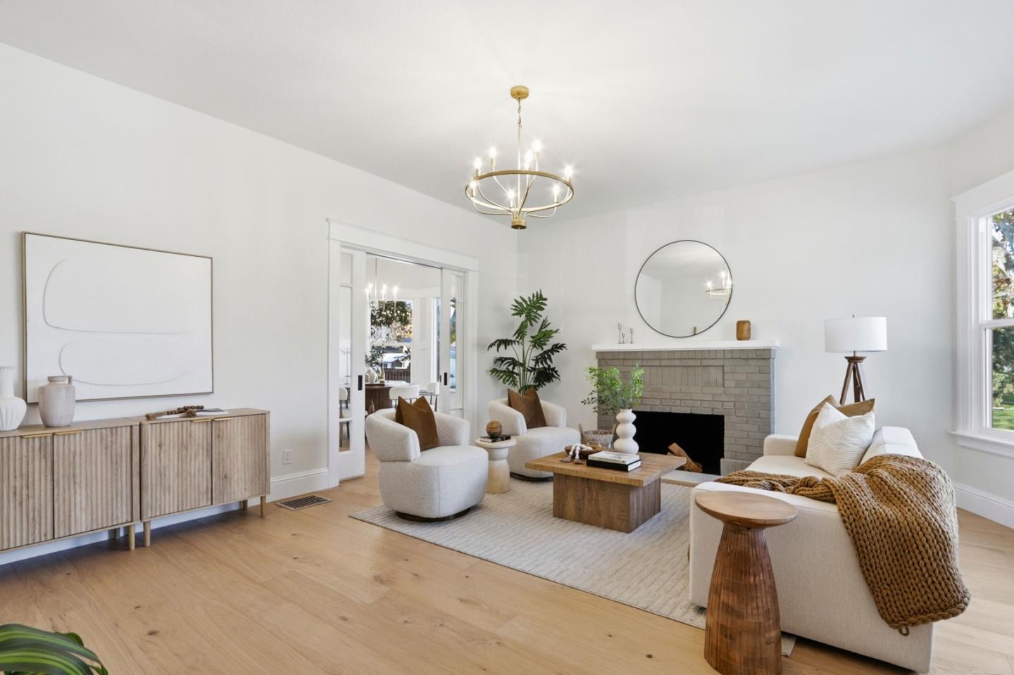 Detail Gallery Image 8 of 52 For 401 S 13th St, San Jose,  CA 95112 - 4 Beds | 2/1 Baths