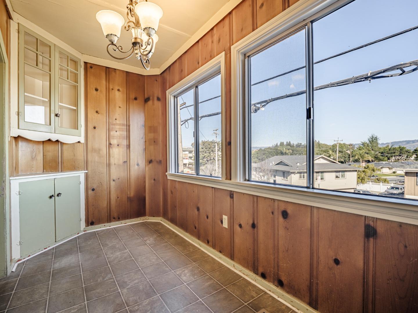 Detail Gallery Image 21 of 50 For 35 Sycamore St, Watsonville,  CA 95076 - 4 Beds | 1/1 Baths