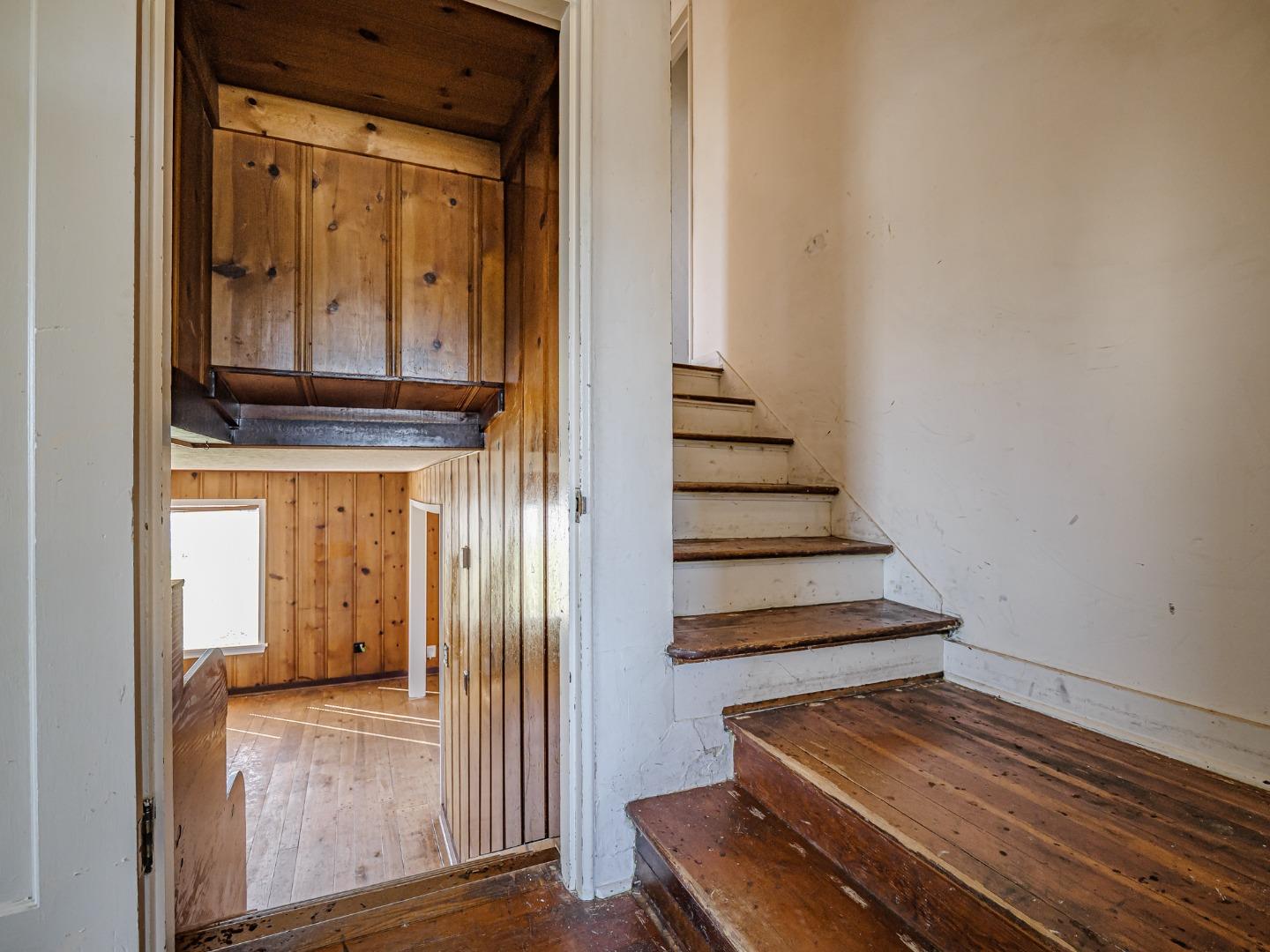 Detail Gallery Image 26 of 50 For 35 Sycamore St, Watsonville,  CA 95076 - 4 Beds | 1/1 Baths