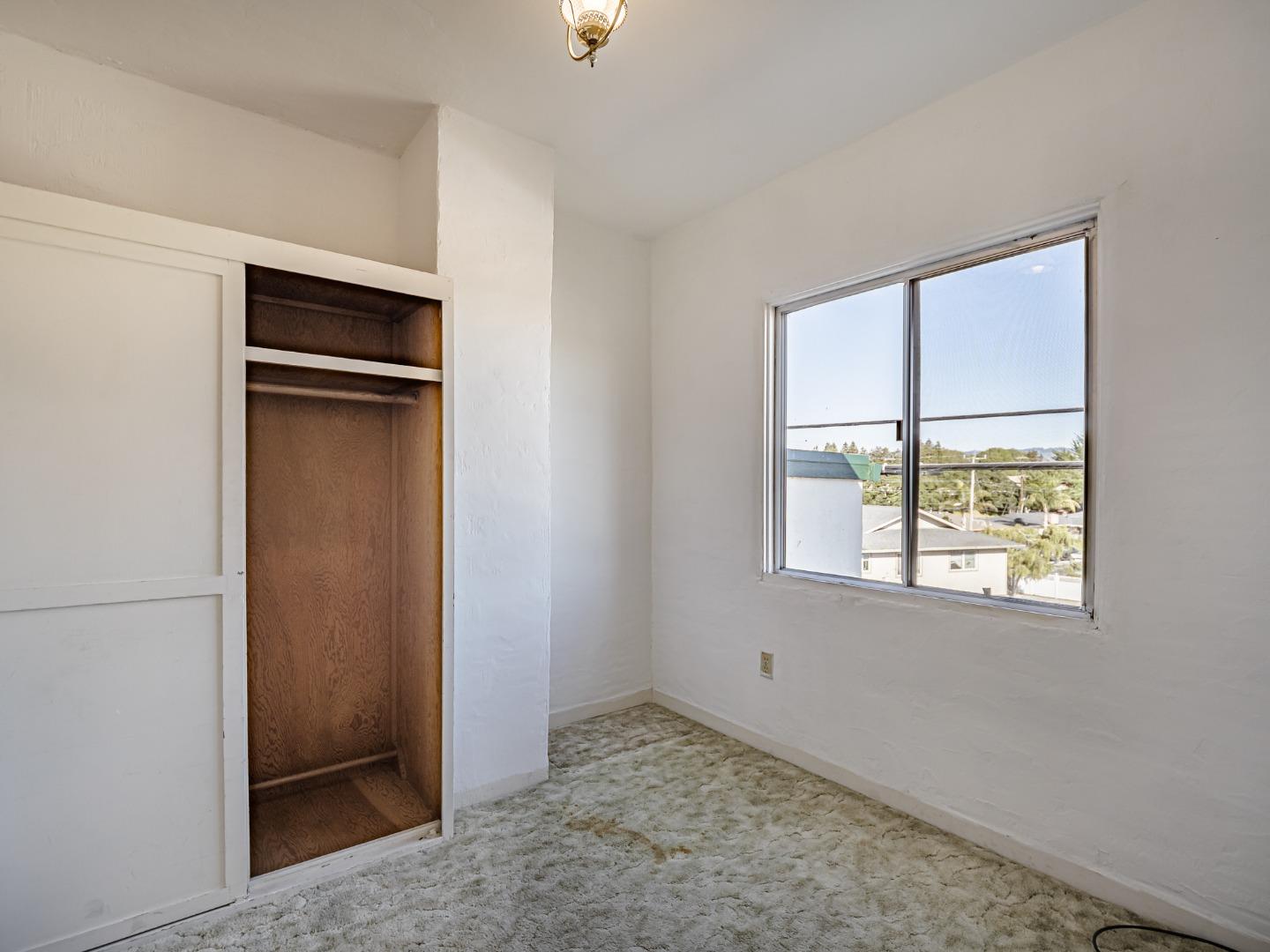 Detail Gallery Image 29 of 50 For 35 Sycamore St, Watsonville,  CA 95076 - 4 Beds | 1/1 Baths