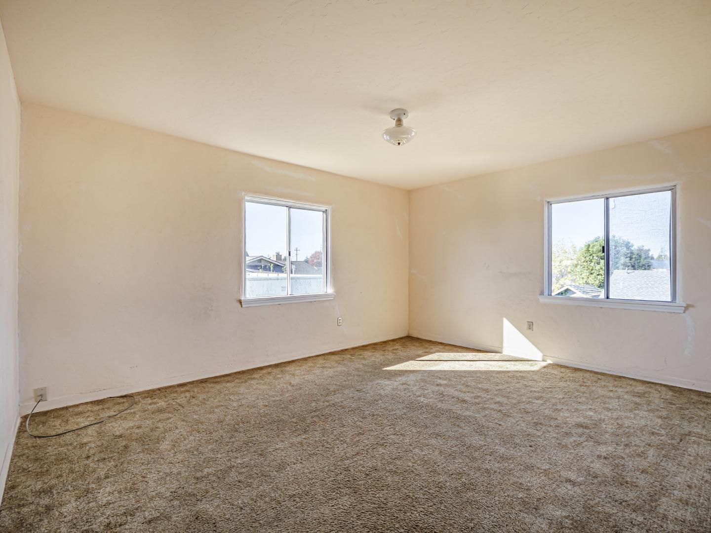 Detail Gallery Image 36 of 50 For 35 Sycamore St, Watsonville,  CA 95076 - 4 Beds | 1/1 Baths