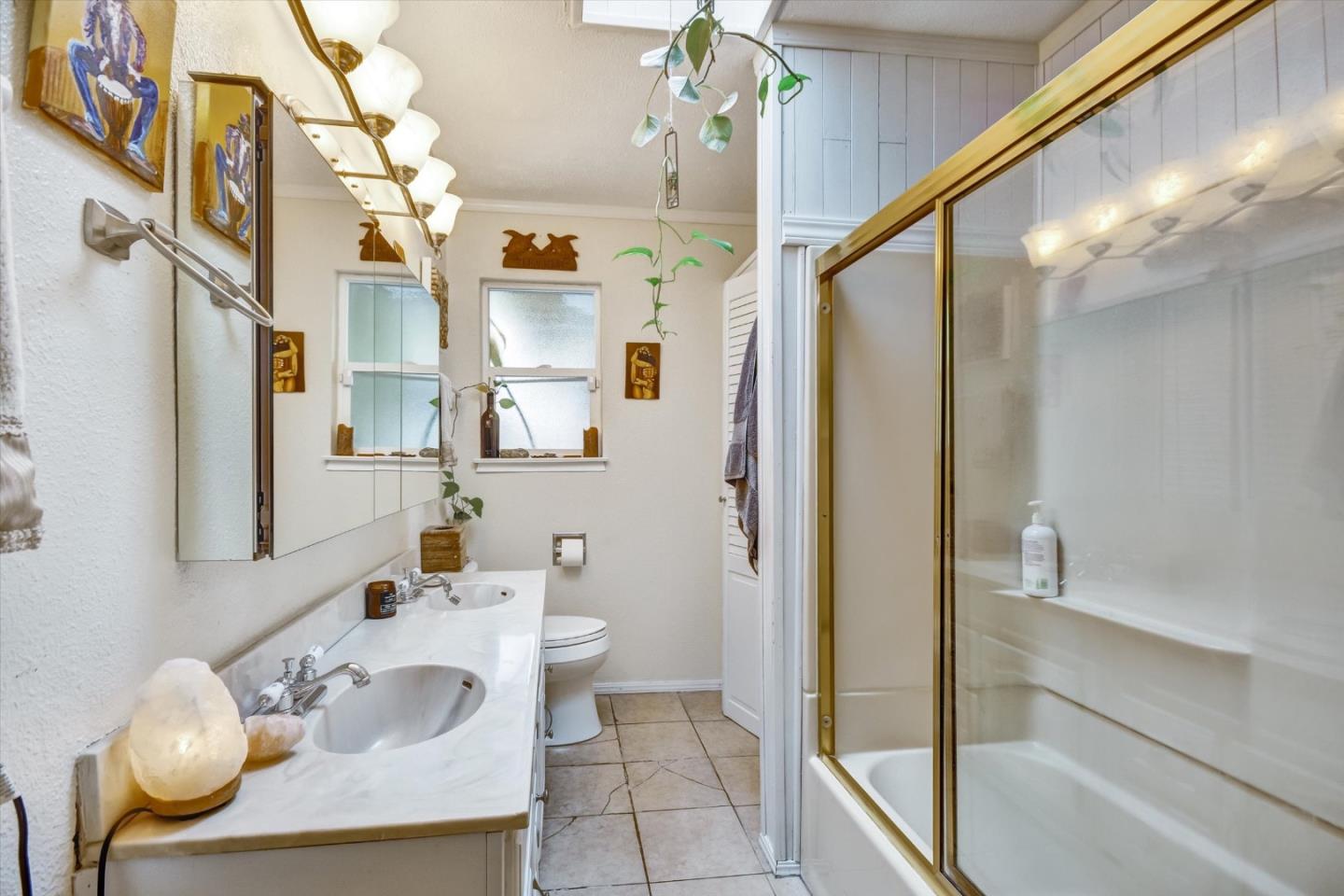 Detail Gallery Image 17 of 61 For 372 Fleming Ave, San Jose,  CA 95127 - 4 Beds | 2 Baths