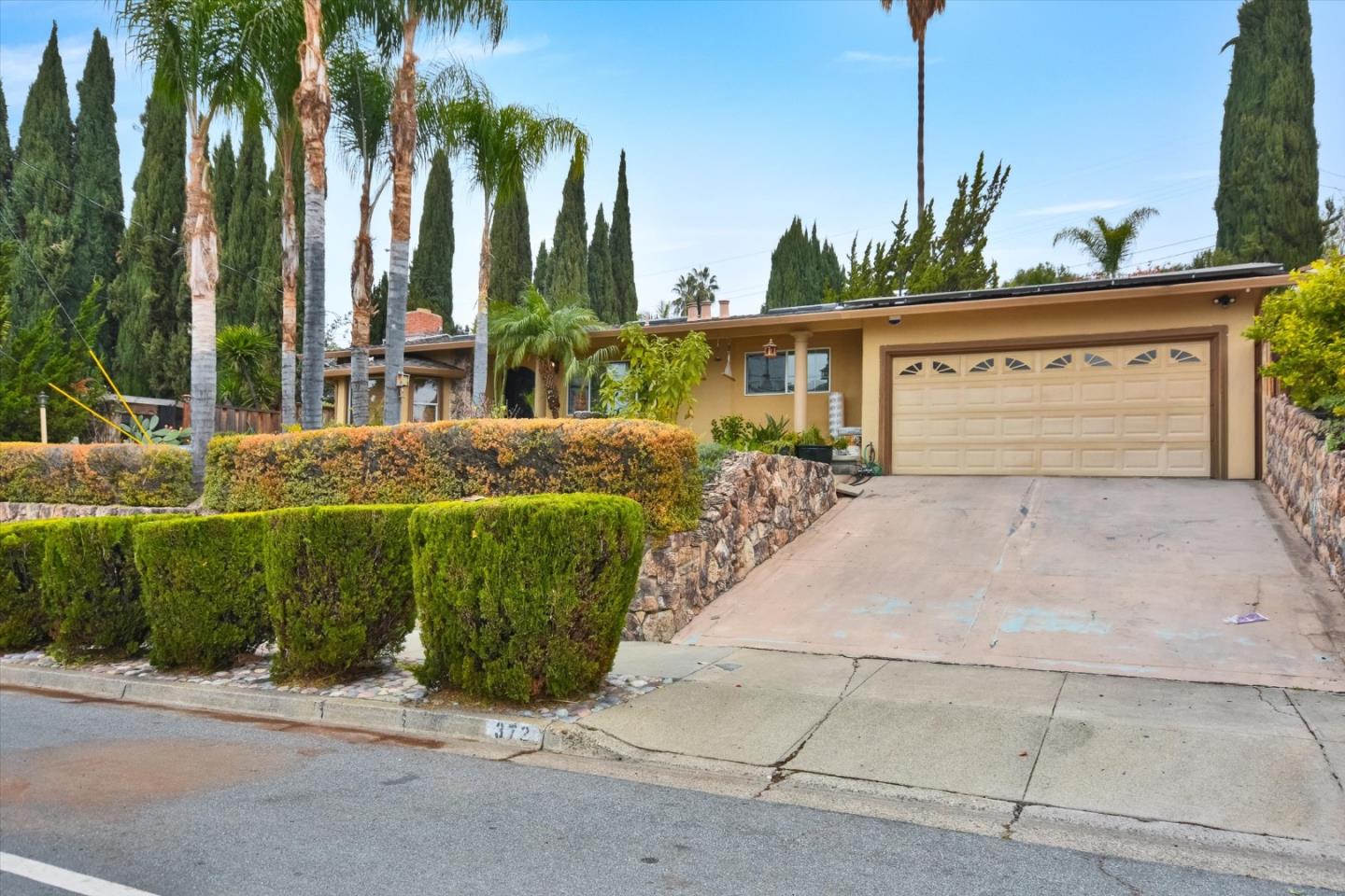 Detail Gallery Image 2 of 61 For 372 Fleming Ave, San Jose,  CA 95127 - 4 Beds | 2 Baths