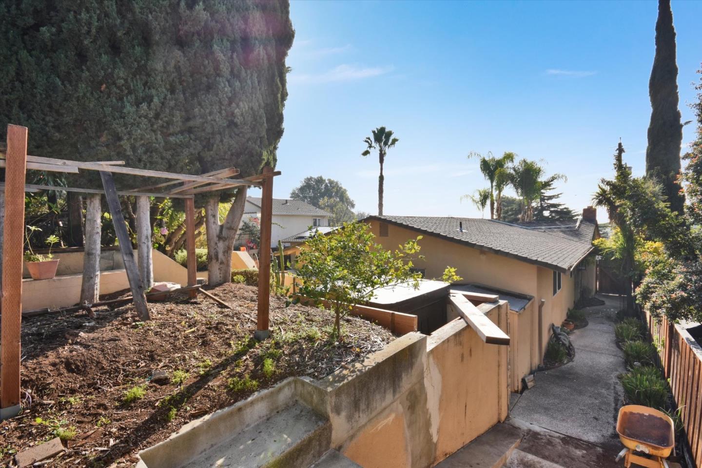 Detail Gallery Image 54 of 61 For 372 Fleming Ave, San Jose,  CA 95127 - 4 Beds | 2 Baths